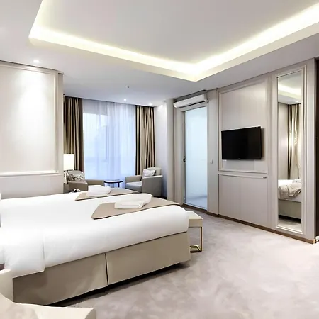Esr Hotel Eskiomerler