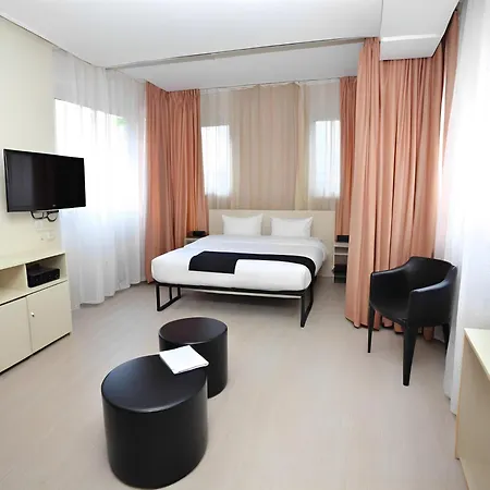 Hotel Esr