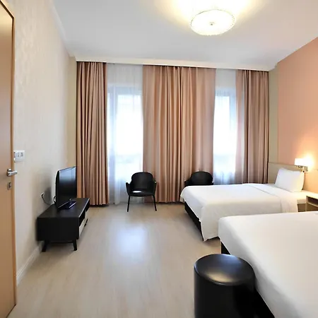 Esr Hotel Eskiomerler